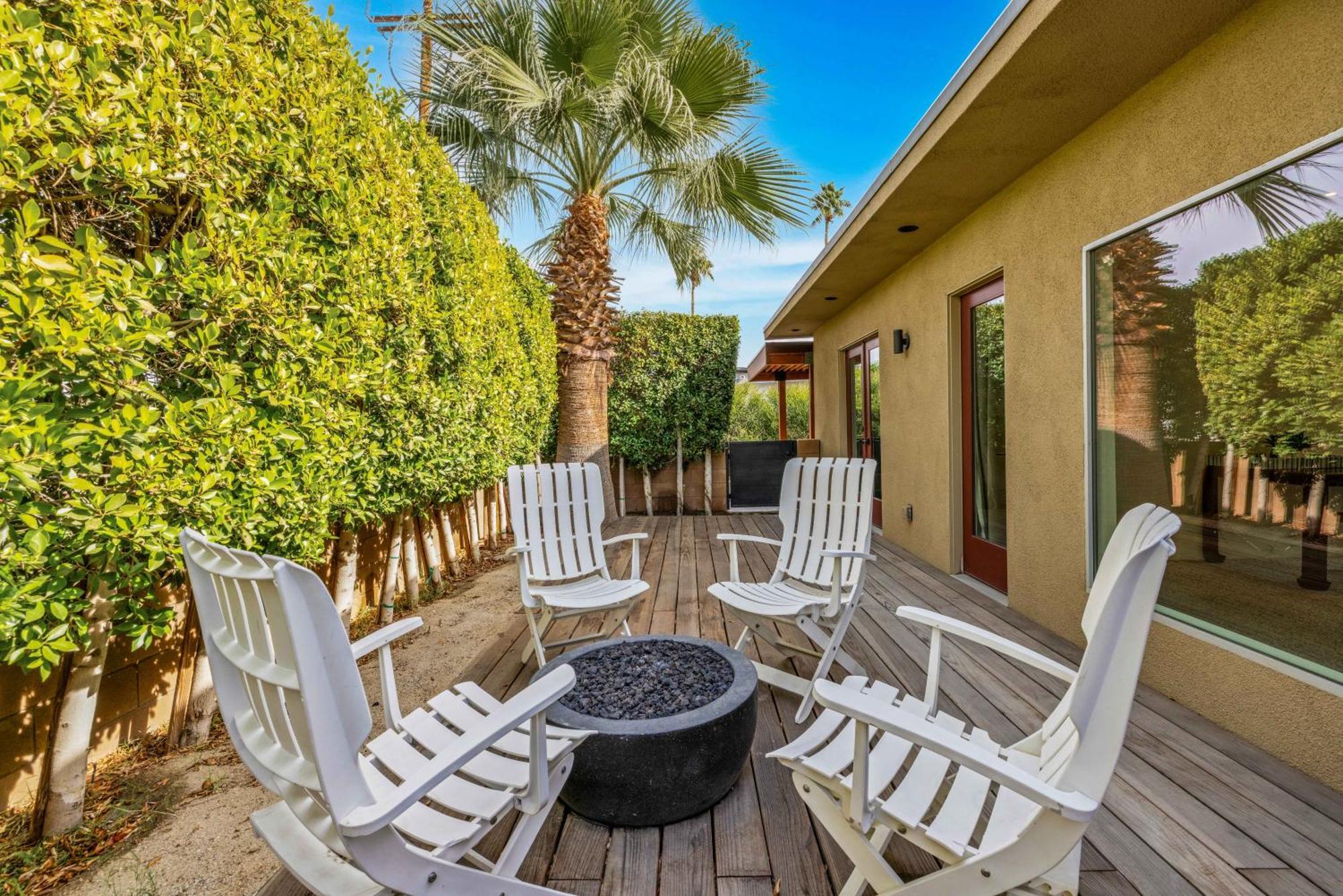 Mid-Century Elegance & Fun In Tahquitz River Estates Palm Springs Exterior photo
