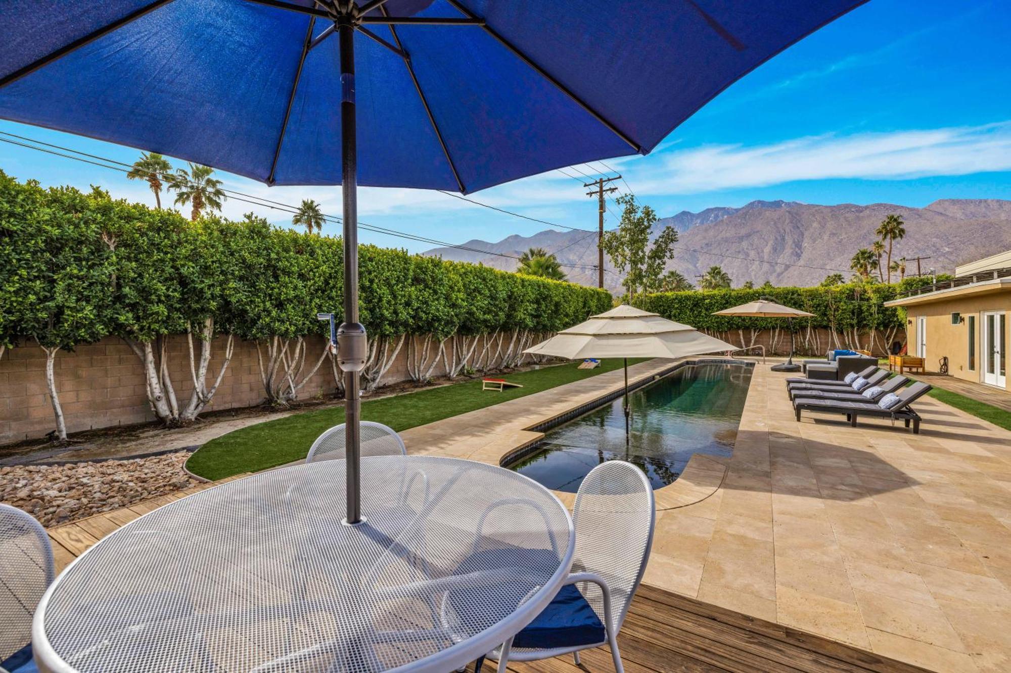 Mid-Century Elegance & Fun In Tahquitz River Estates Palm Springs Exterior photo